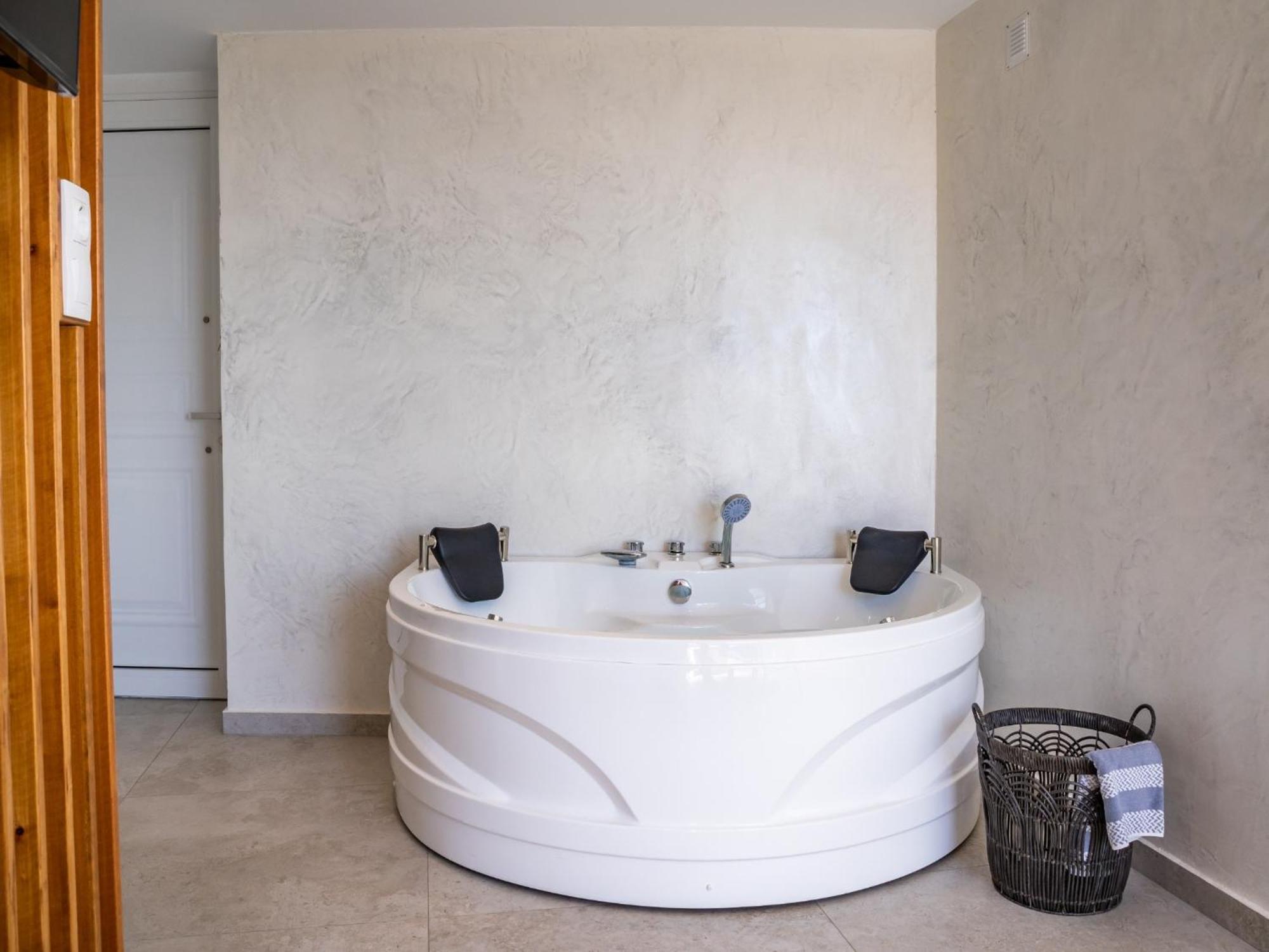 Palace Aparthotel 3*